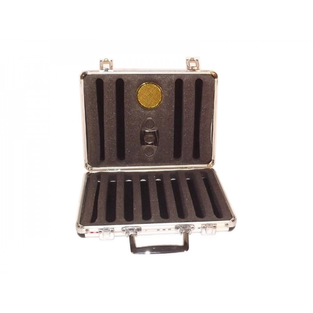 Utazó humidor, párásítóval és ajándék szivarvágóval - skót kockás, Brebbia