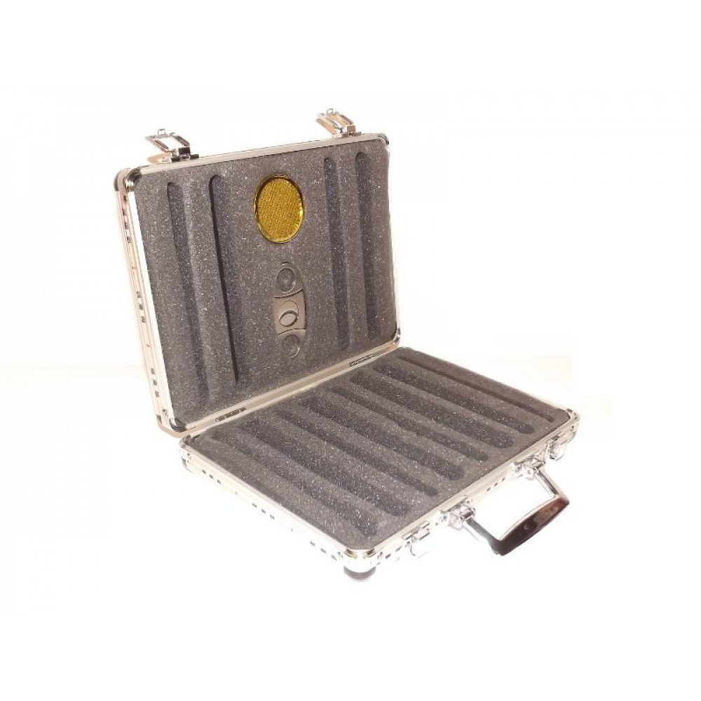 Utazó humidor, párásítóval és ajándék szivarvágóval - skót kockás, Brebbia